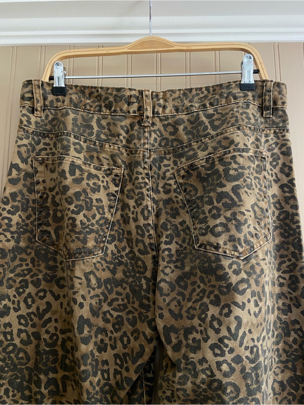 Refuge Leopard Print Wide Leg Denim Jeans Women’s Size 7 - Picture 5 of 5